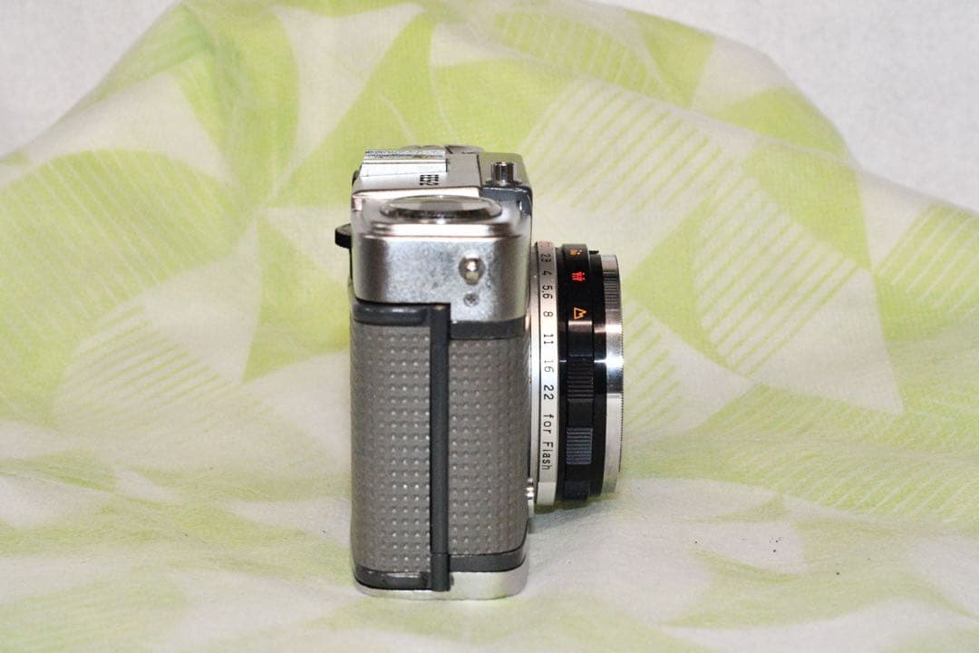 《動作品》OLYMPUS PEN EES-2