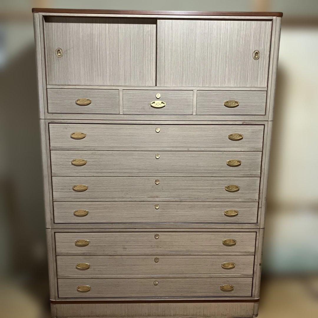 桐　箪笥　 総桐胴丸箪笥 昭和50年代物　鍵付き