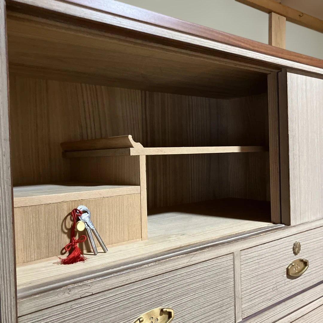 桐　箪笥　 総桐胴丸箪笥 昭和50年代物　鍵付き