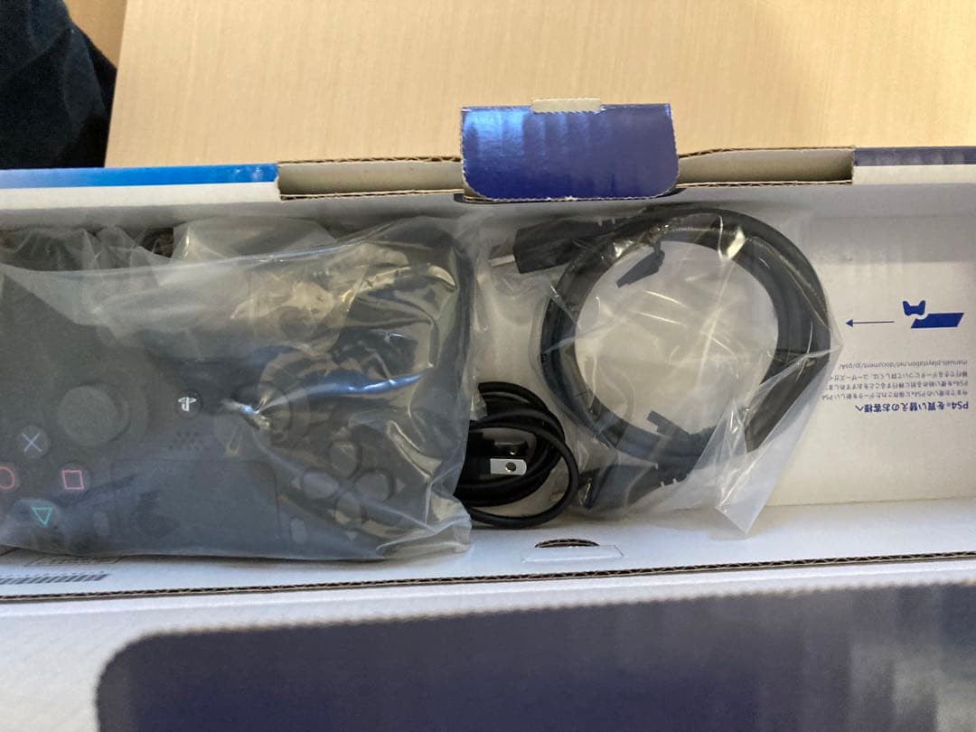 Nintendo Switch SONY PlayStation4 CUH-7200CB01