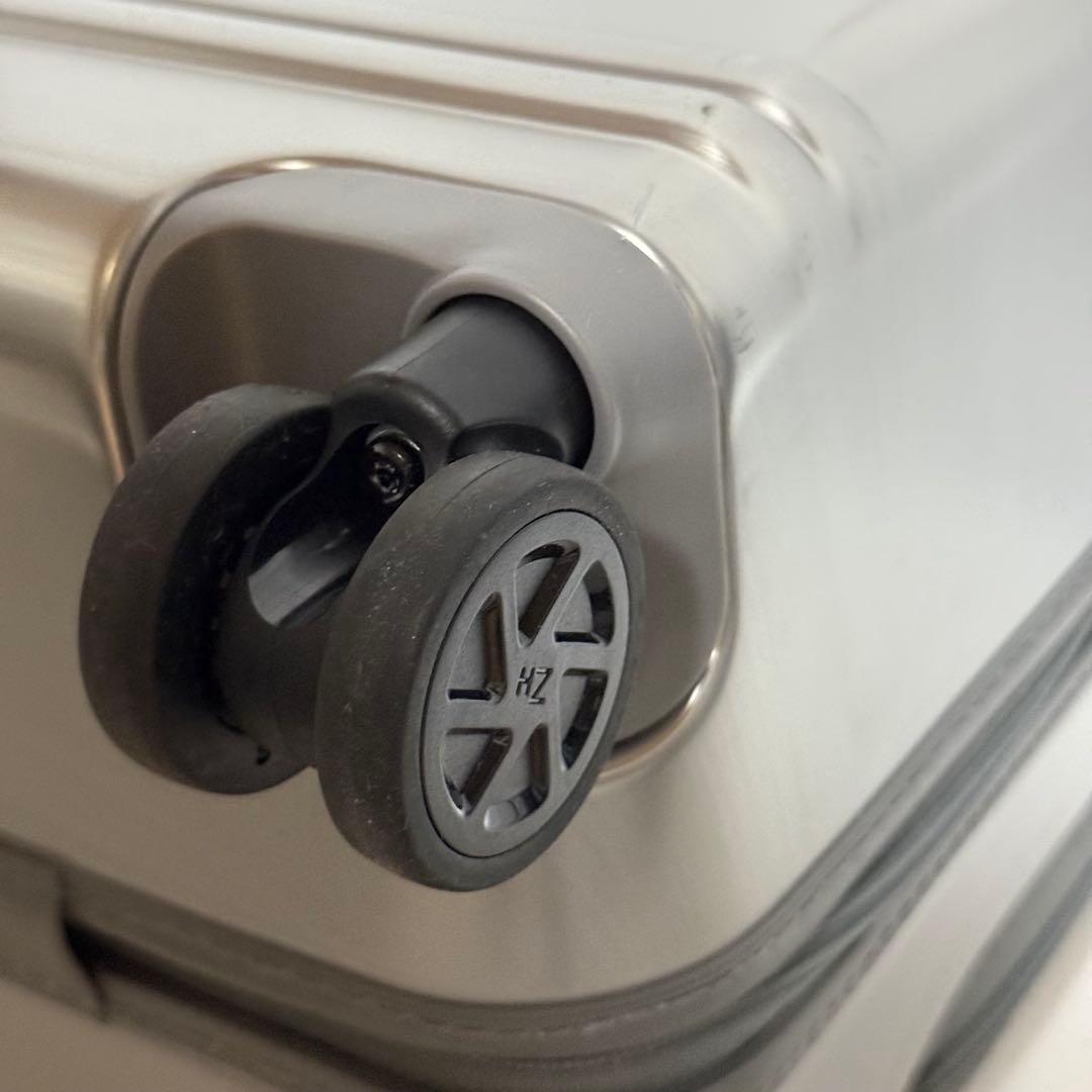 ⭐️極美品⭐️ゼロハリバートン　キャリーケース　シルバー　ビジネスバッグ