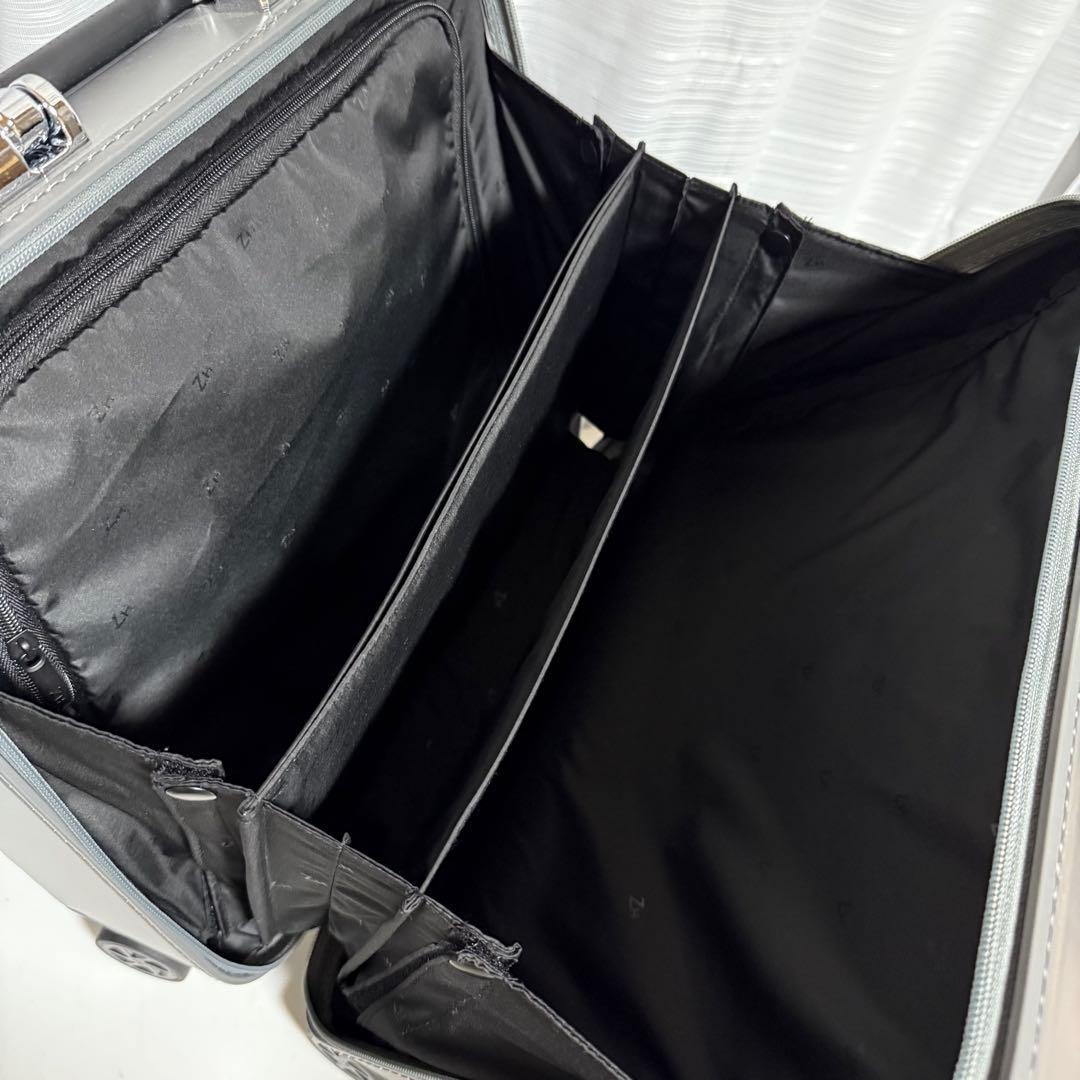 ⭐️極美品⭐️ゼロハリバートン　キャリーケース　シルバー　ビジネスバッグ
