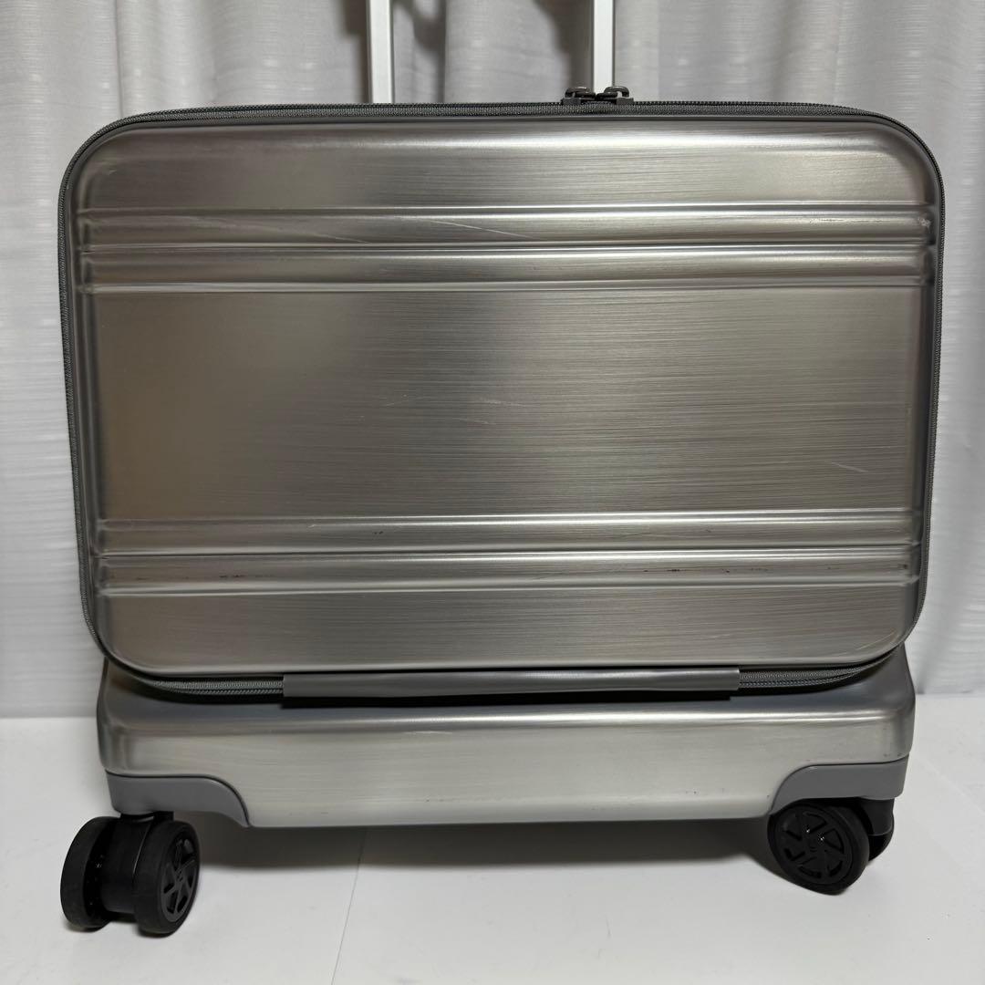 ⭐️極美品⭐️ゼロハリバートン　キャリーケース　シルバー　ビジネスバッグ