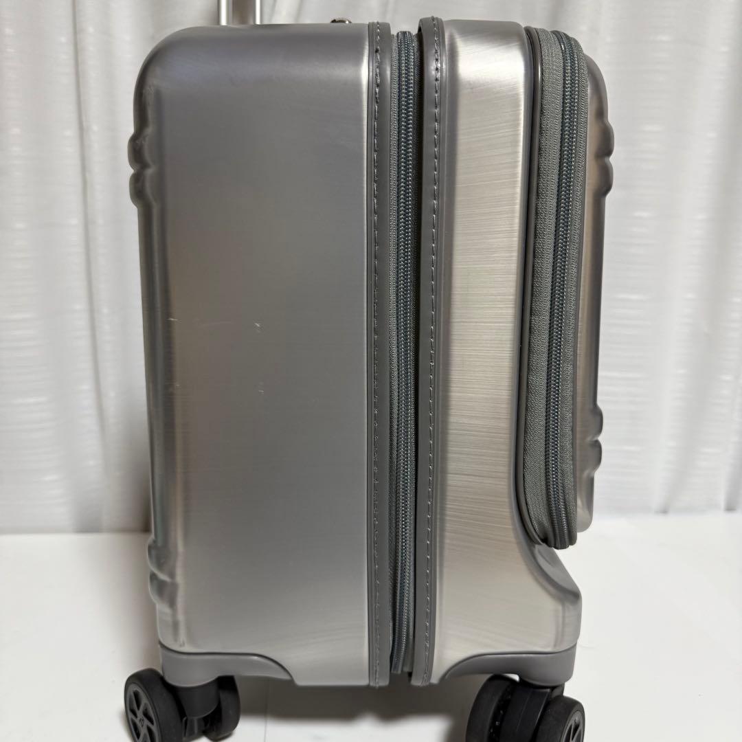 ⭐️極美品⭐️ゼロハリバートン　キャリーケース　シルバー　ビジネスバッグ
