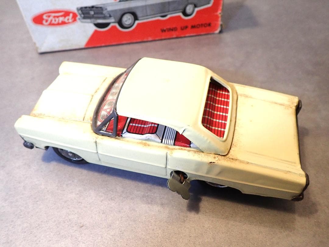 Ford Fairlane 500 ビンテージ当時物ブリキカー ネジ巻き前進