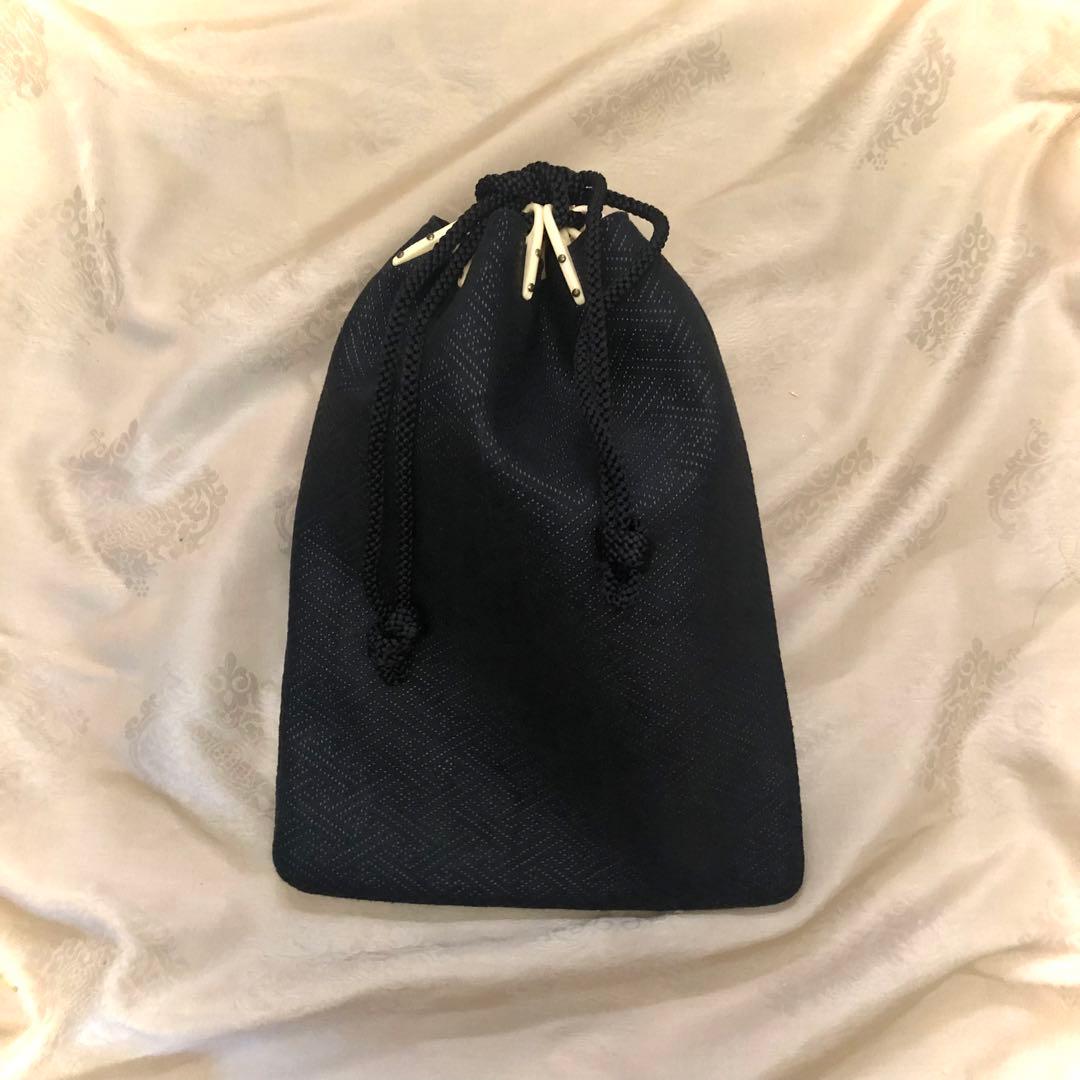 印傳屋合才袋 (中) 紺／紺　紗綾形