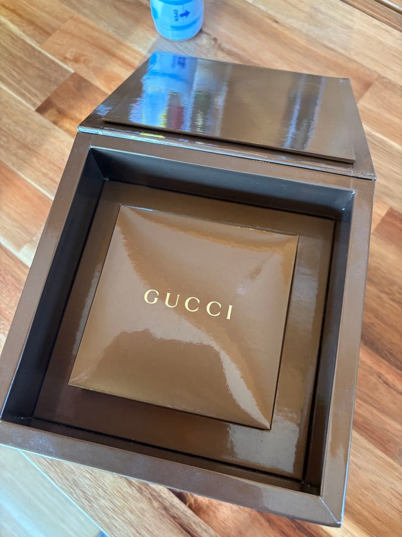 GUCCI 腕時計 5500M ブラック