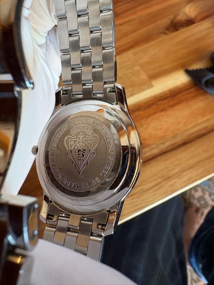 GUCCI 腕時計 5500M ブラック