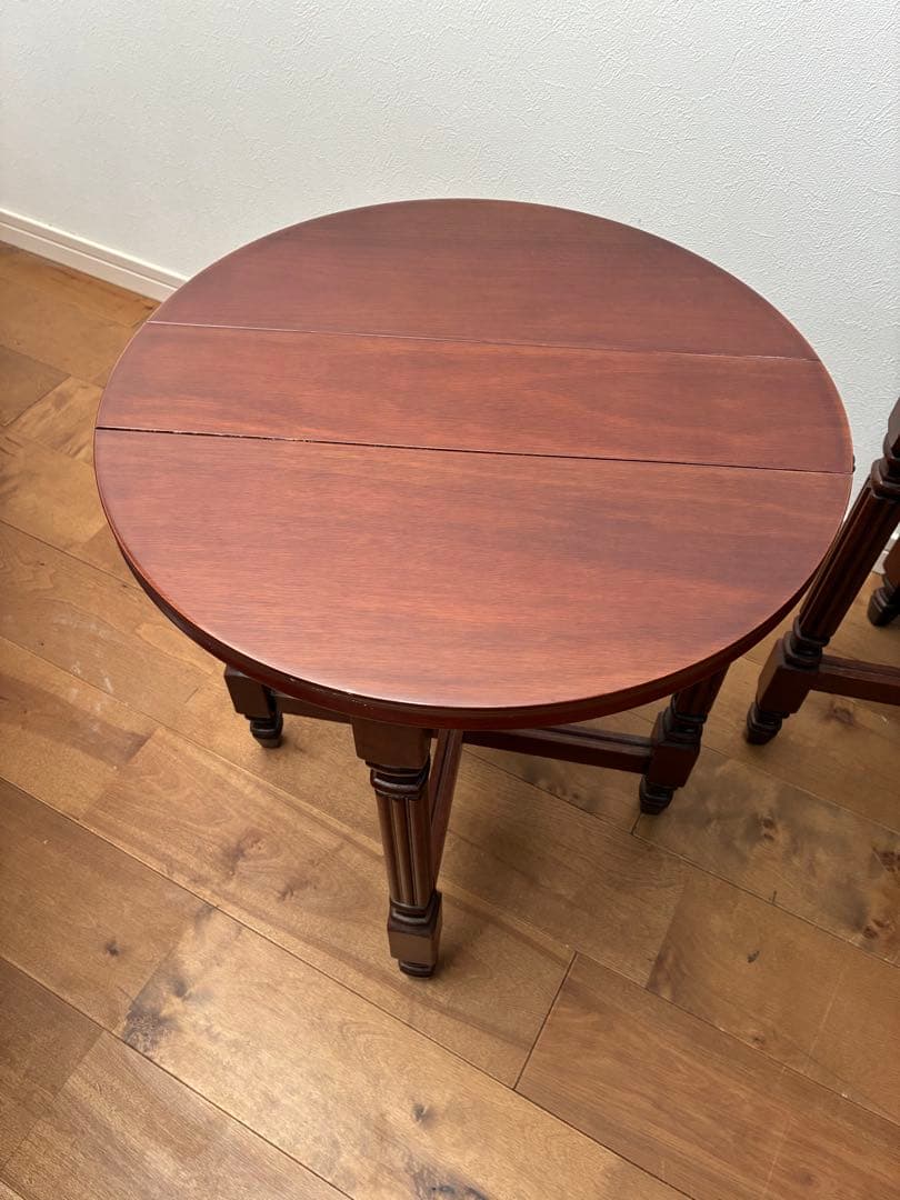 Y*望様 アンティーク　ネストテーブル　折り畳みラウンドテーブル　３点セット