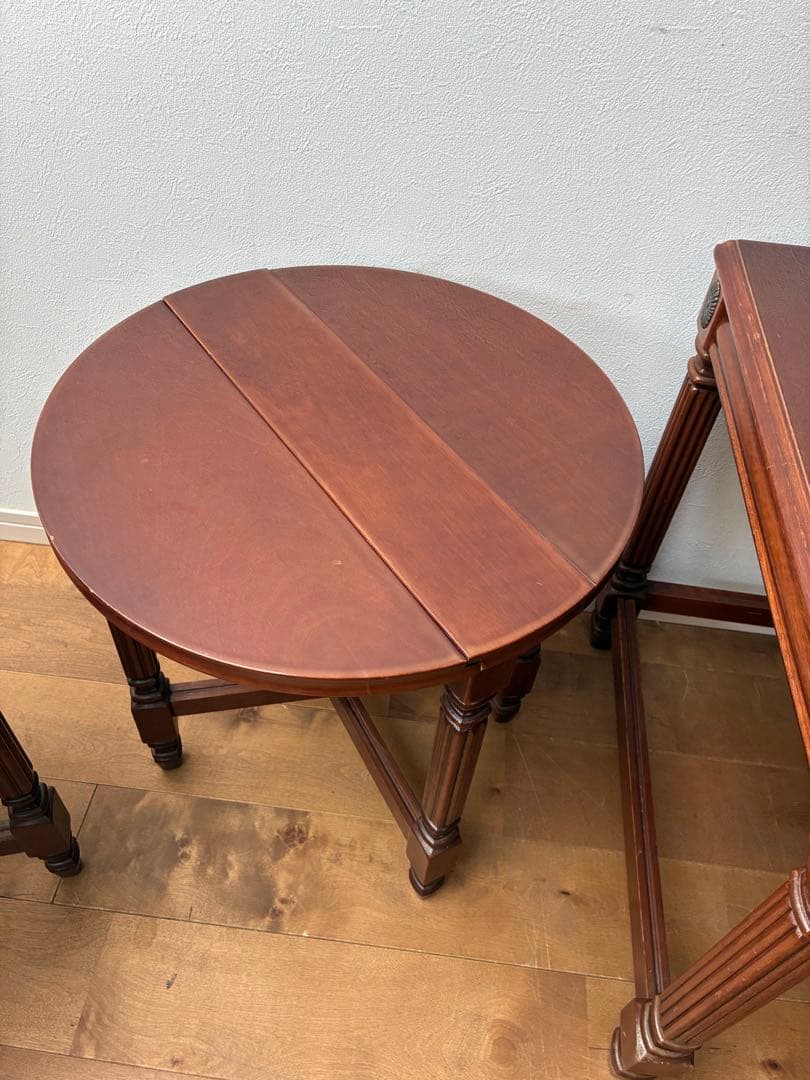 Y*望様 アンティーク　ネストテーブル　折り畳みラウンドテーブル　３点セット