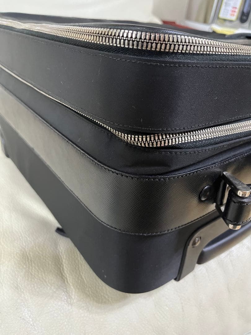 margie　プラダスーツケース