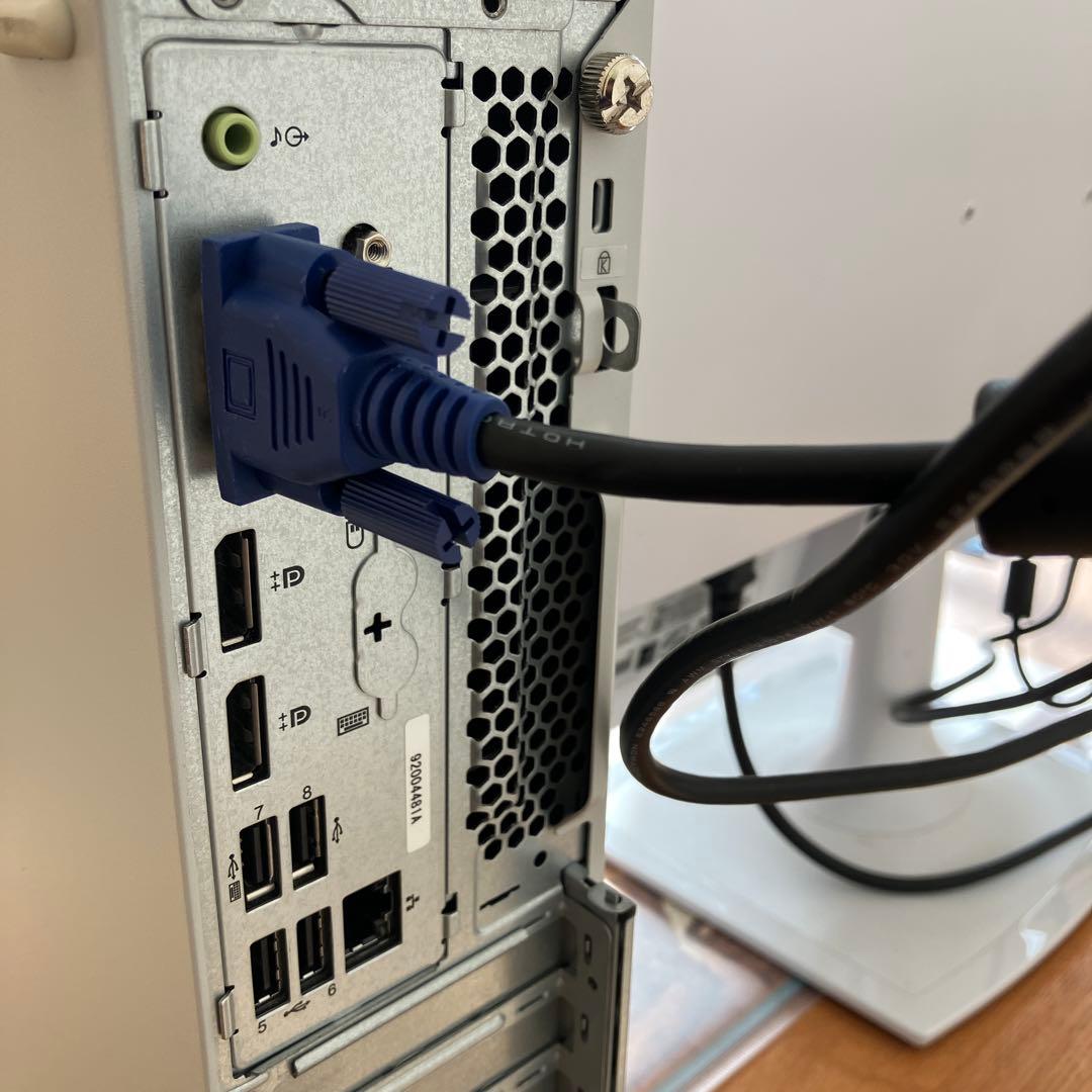 NEC デスクトップパソコン　i5-8400/メモリ8g/SSD新品256