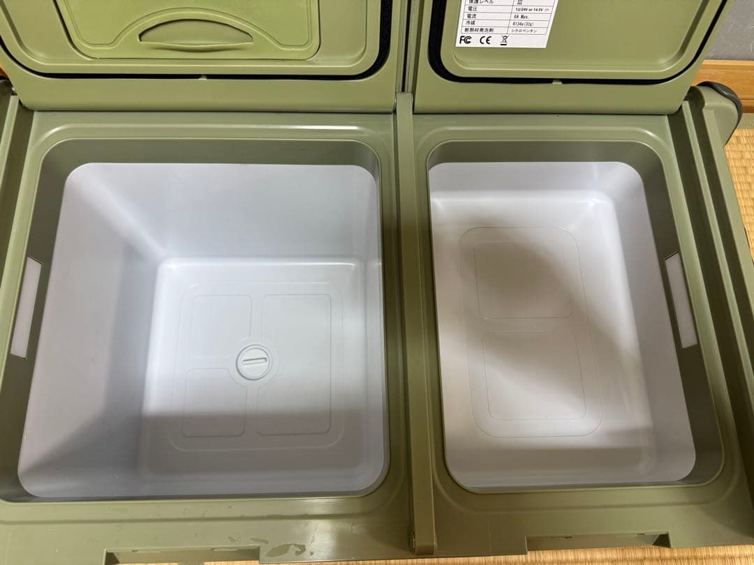 THORR ポータブル冷蔵庫　オリーブ＆ダークグレー 30L