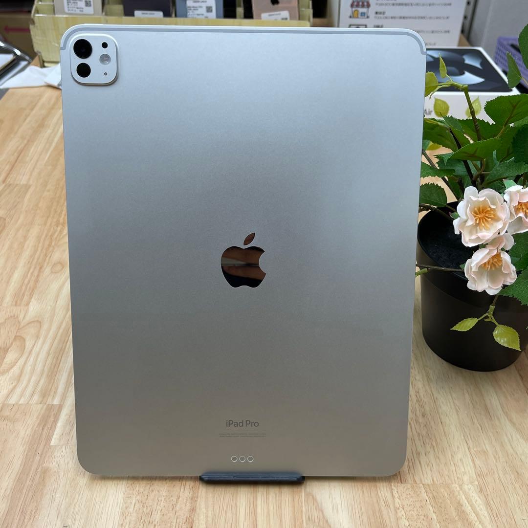新品同様 iPad Pro M4 256GB 13インチ シルバー WiFi版