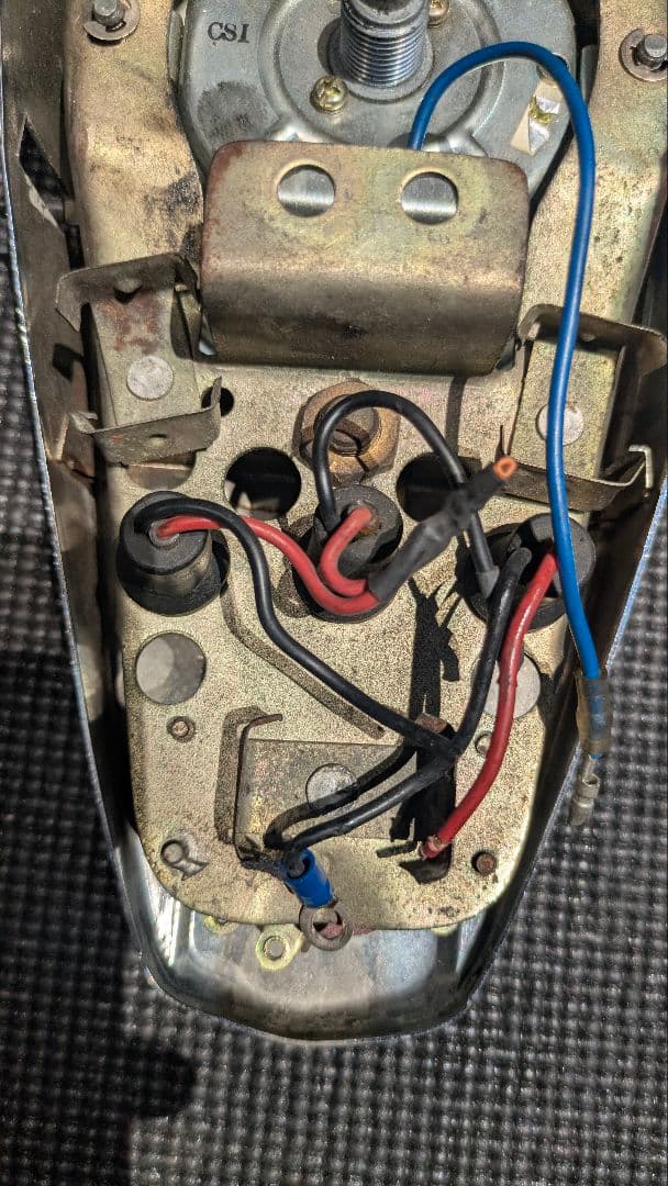 ハーレー　ショベルFLH　スピードメーター　イグニッションスイッチ　キー付き