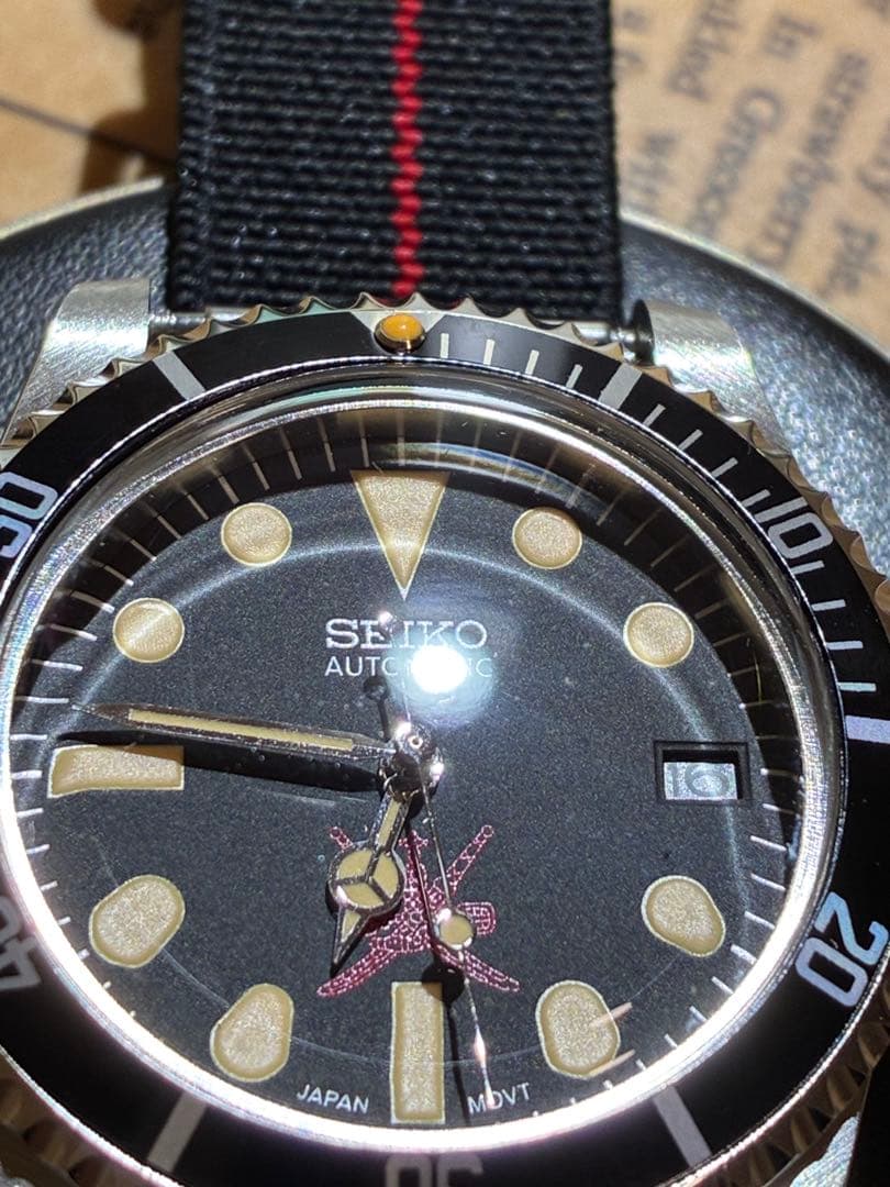 nh35自動巻搭載 39.5mmアンティークドーム型レンズアルミ製ブラックベゼル