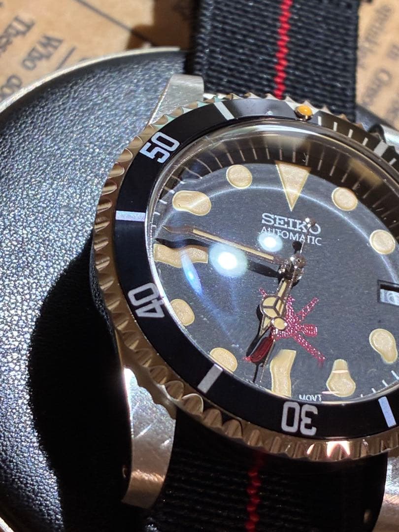 nh35自動巻搭載 39.5mmアンティークドーム型レンズアルミ製ブラックベゼル