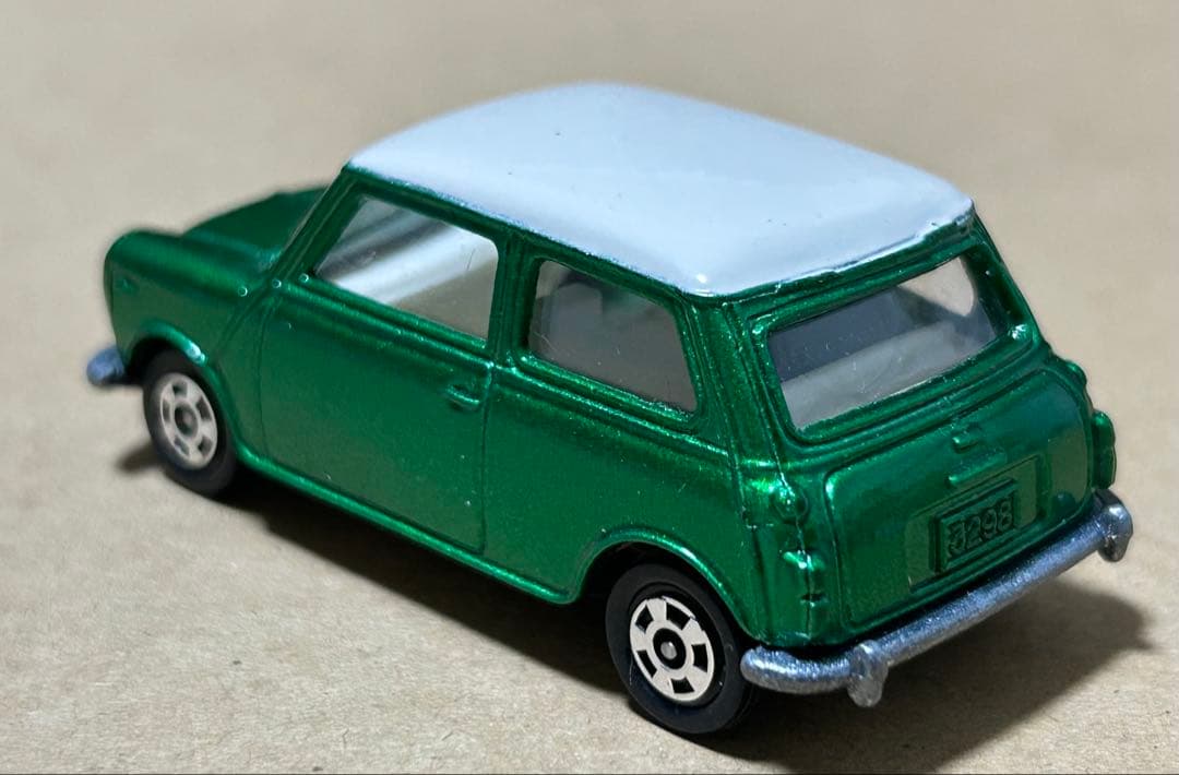 トミカ F8 ミニクーパー 輸出仕様 メタグリーン