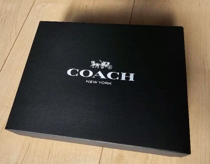 COACH ニューヨーク ジップ カード ケース・ラブド レザー