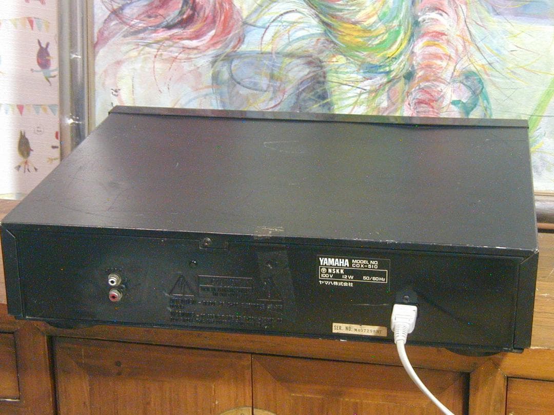 ★ヤマハ　ＣＤプレーヤー、ＣＤＸ‐５１０。再生良好。キズ多い補修あり。