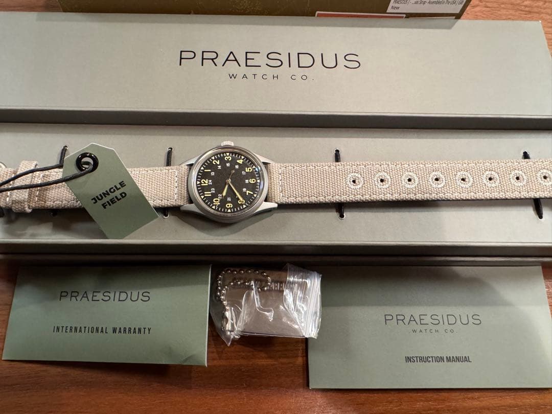 PRAESIDUS プレジダス　ジャングルフィールド　34mm 試着のみ