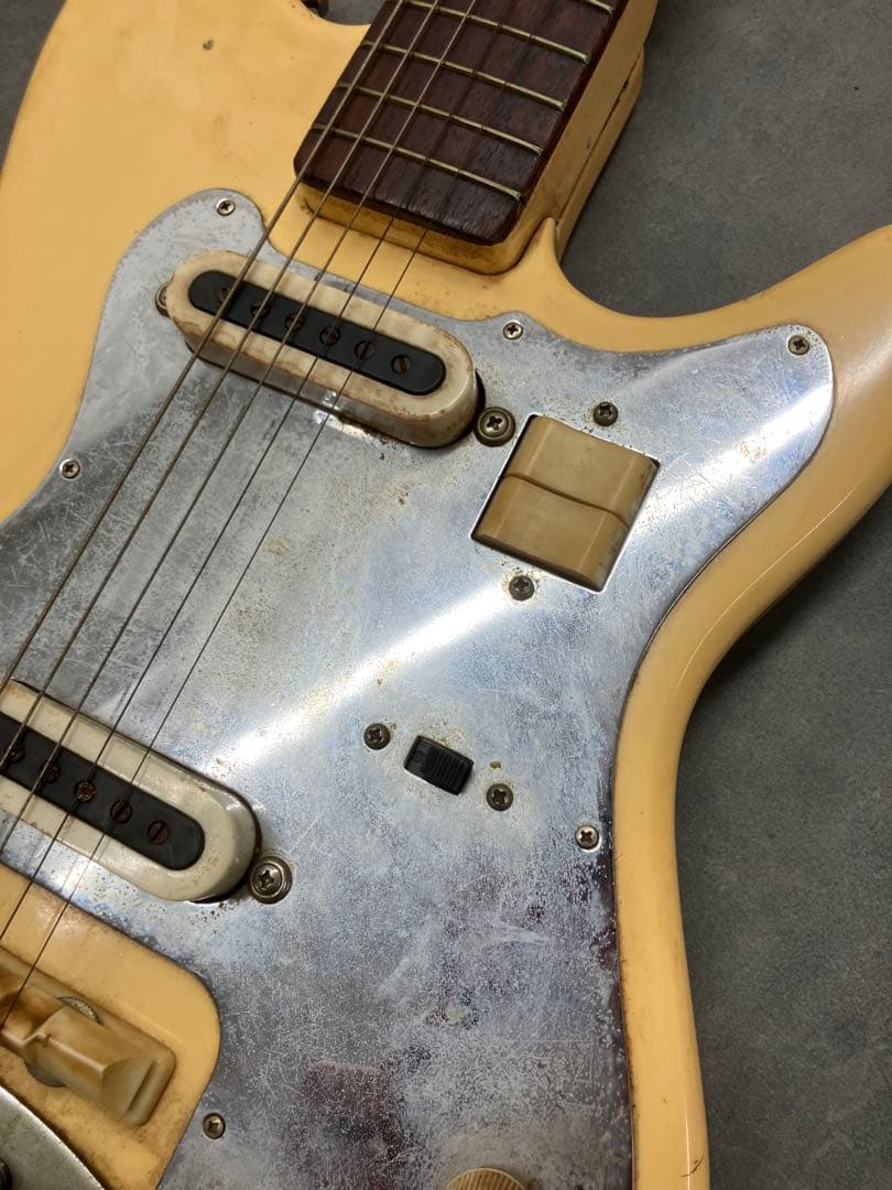 【GUYA TONE/グヤトーン】エレキギター　LG-65T ビザール※現状渡し