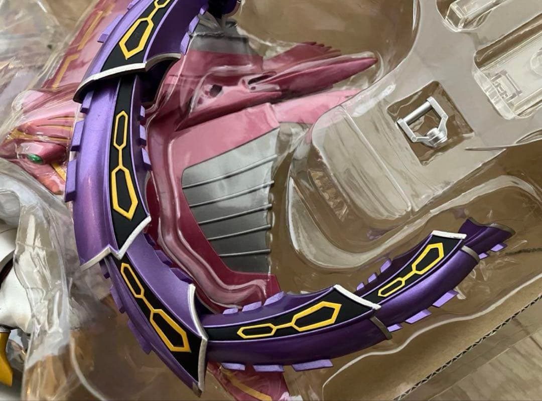 S.H.Figuarts ジェノサイダー 仮面ライダー龍騎