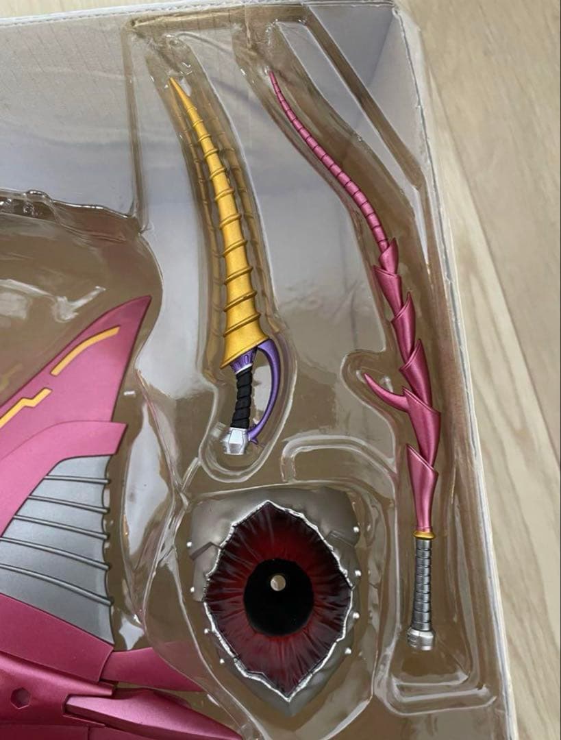 S.H.Figuarts ジェノサイダー 仮面ライダー龍騎