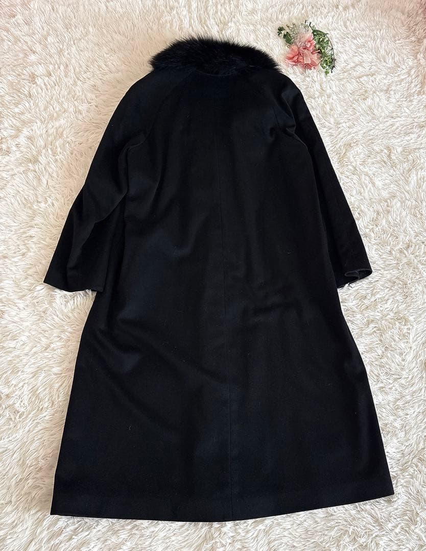 美品mia carnaファー付チェスターコートピュアカシミヤ100%黒ブラック