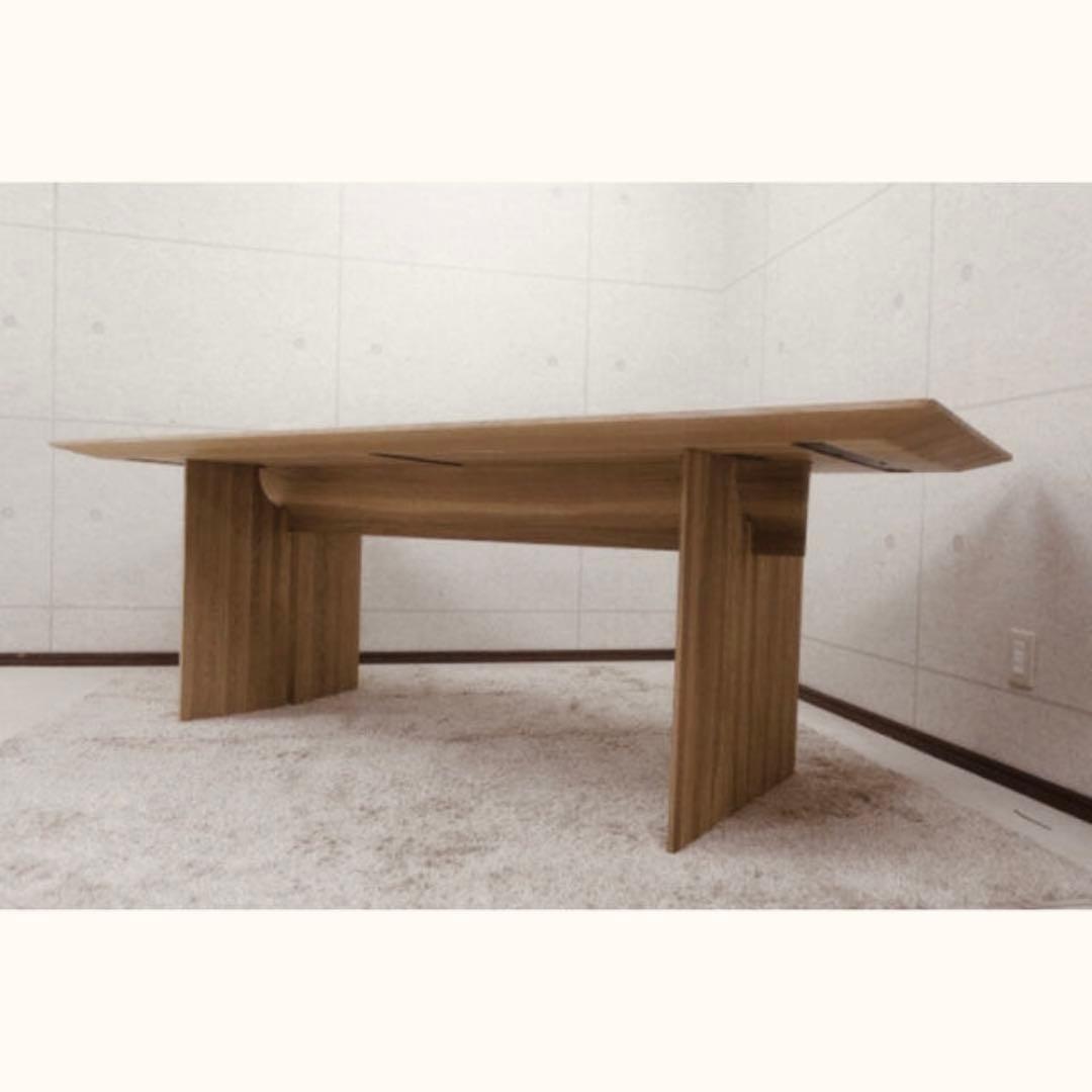 カリモクケーススタディ ダイニングテーブル コンランショップ 代官山