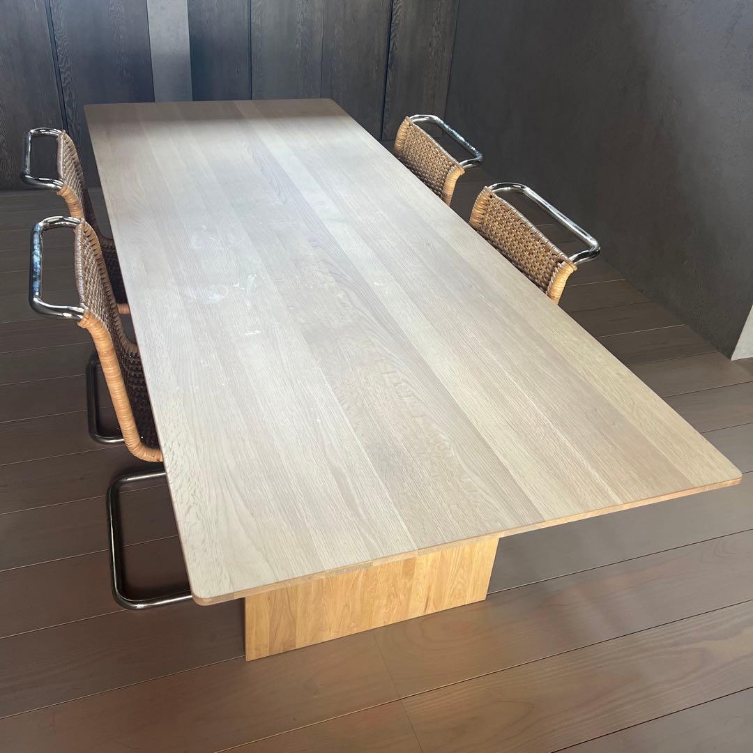 カリモクケーススタディ ダイニングテーブル コンランショップ 代官山