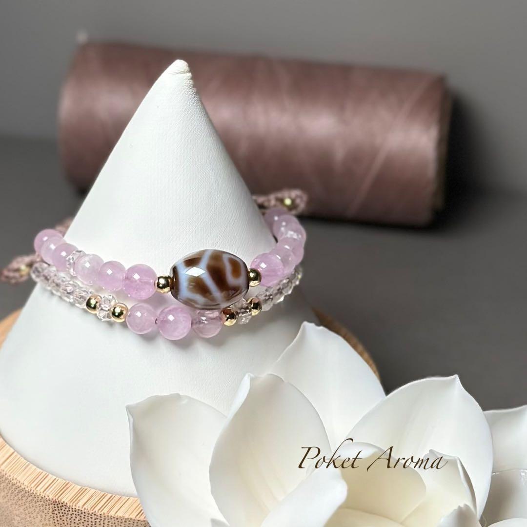 『心精』亀甲蓮花天珠とクンツァイトのマクラメブレスレット