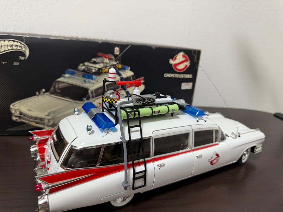 ゴーストバスターズECTO-1　マテル　ホットホィール　エリート　1/18 中古