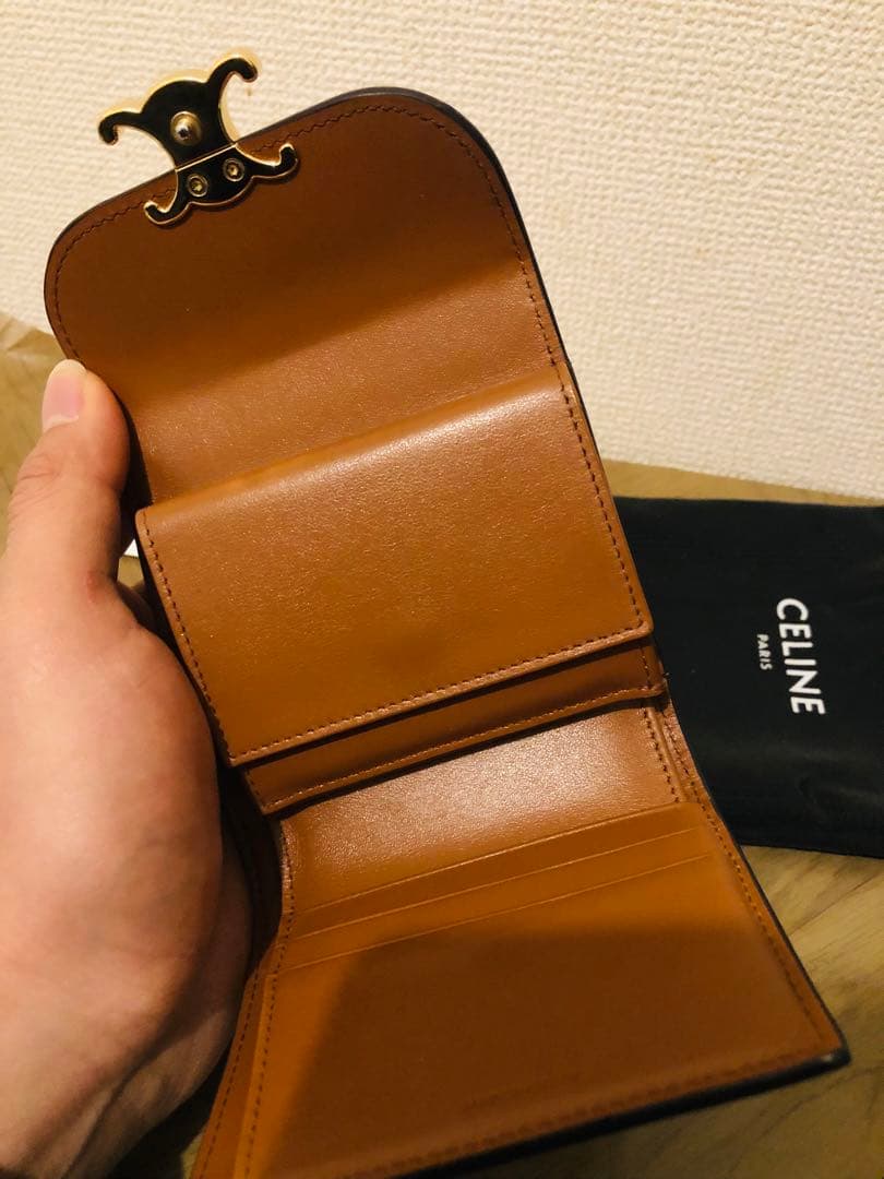 CELINE 三つ折り財布(美品)