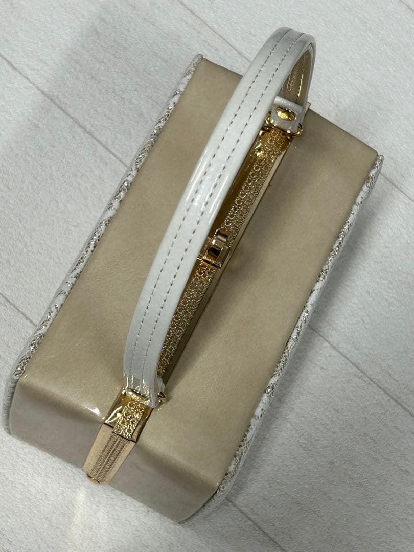 和装バッグ　ベージュ系　レース