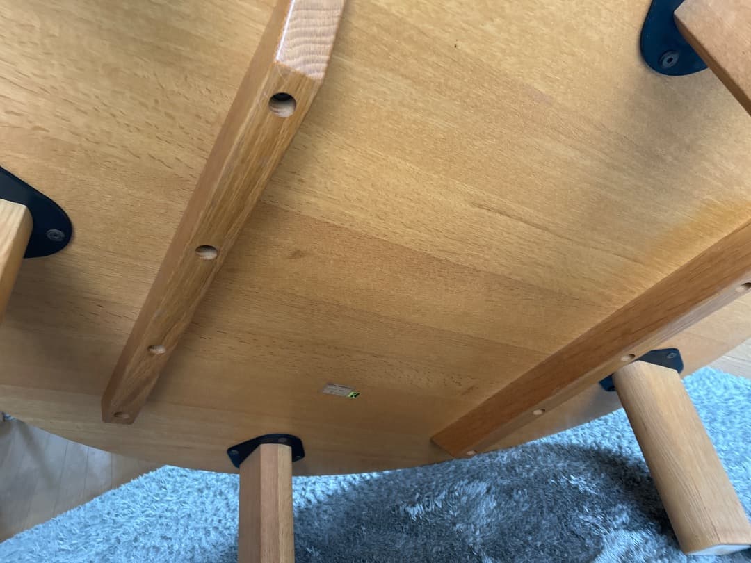 アクタス　無垢材　120丸テーブル