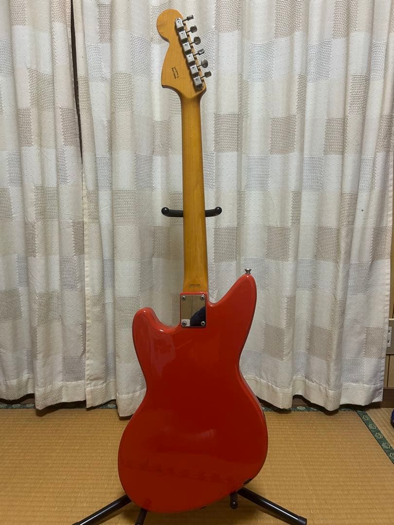 ギター Fender  Cobain Jag-Stang
