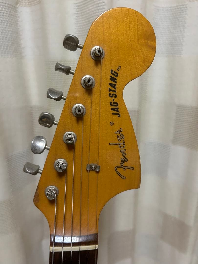 ギター Fender  Cobain Jag-Stang