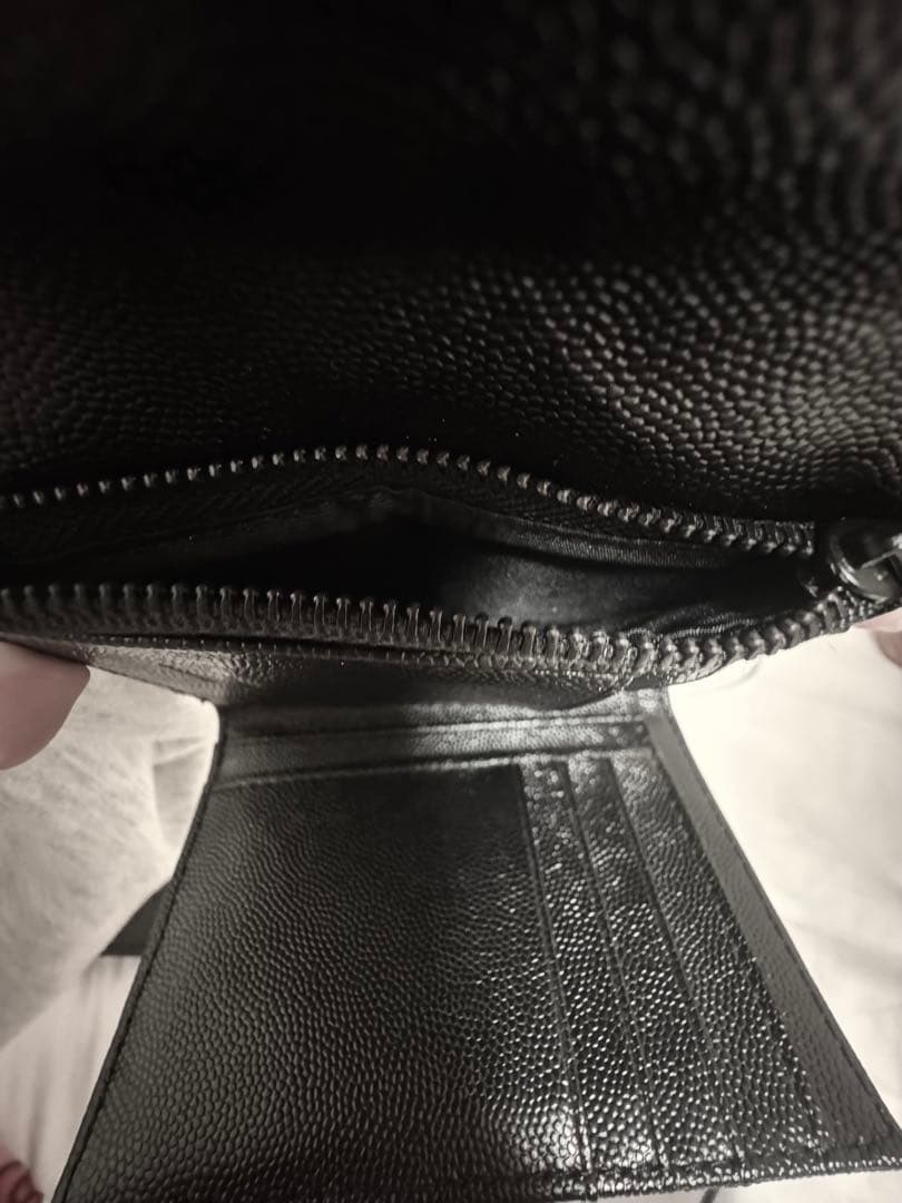 Yves Saint Laurent 三つ折り財布 ブラック