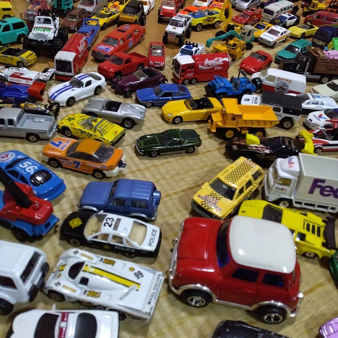 車　ヘリ　レースカー　ミニカー　いろいろ