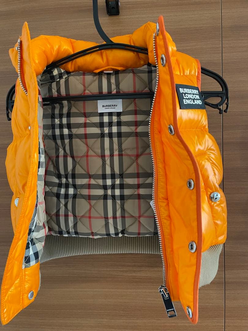 希少◆Burberry オレンジ ダウンベスト 80〜95