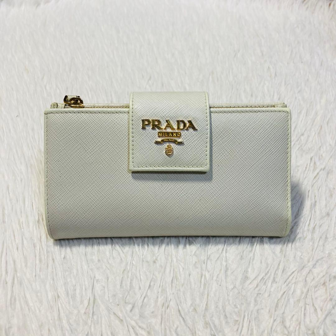 特別価格　PRADA プラダ　二つ折り　長財布　収納　カード入れ　ベルト　白