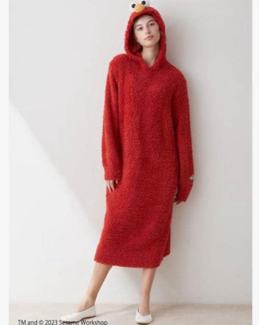 新品タグ付　ジェラートピケ セサミストリートコラボ　エルモワンピース