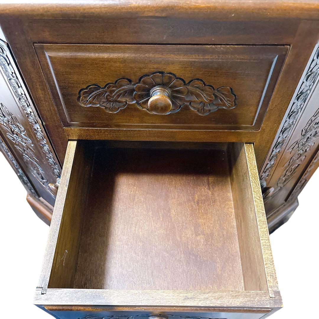 アンティーク　彫刻 チェスト 引き出し 4段 サイドボード キャビネット モダン