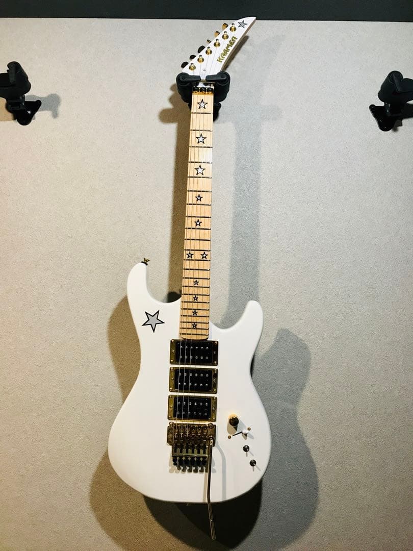 岡本さま　ボンジョビ　リッチーサンボラエレキギター