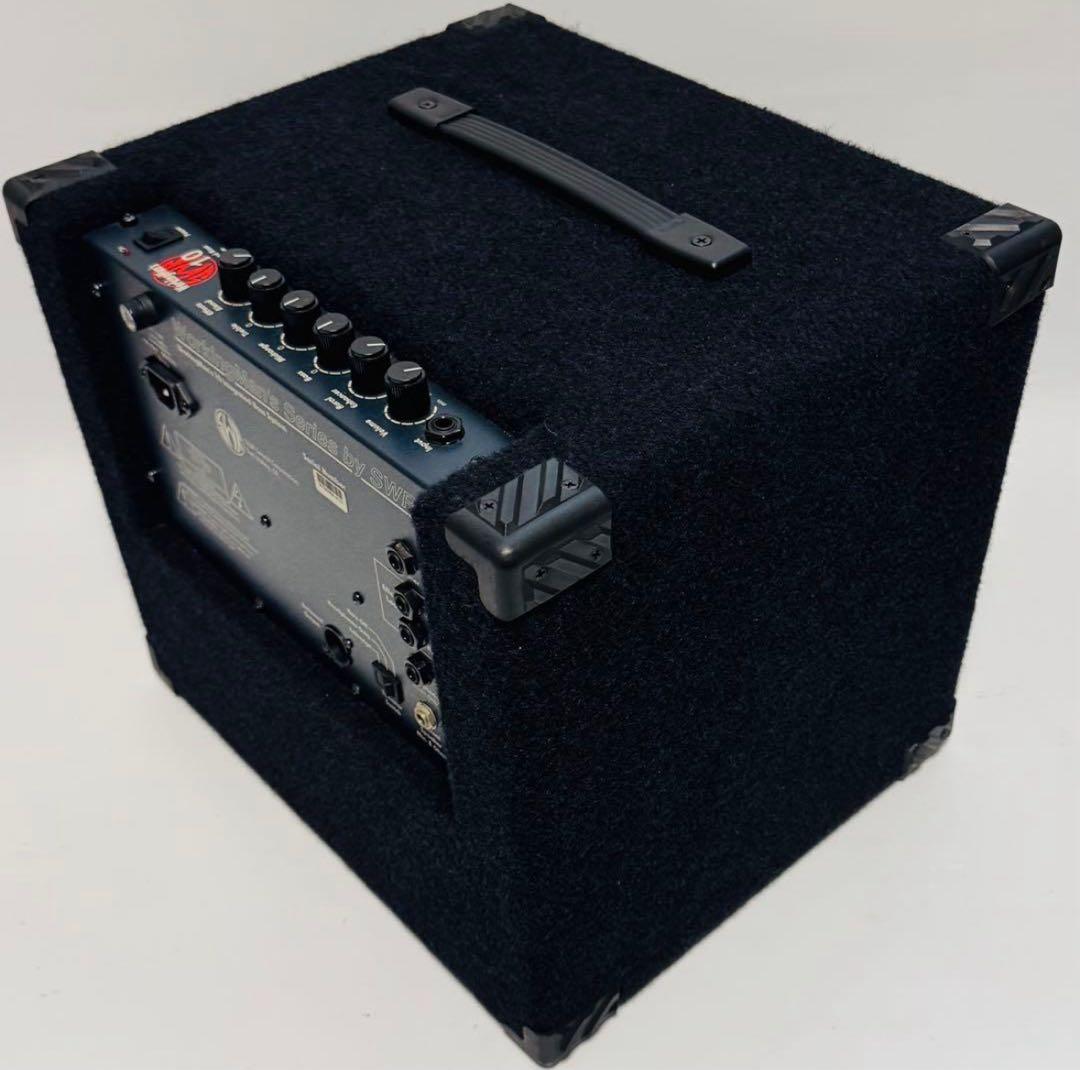 SWR workingman's 10 コンボアンプ80w ベース