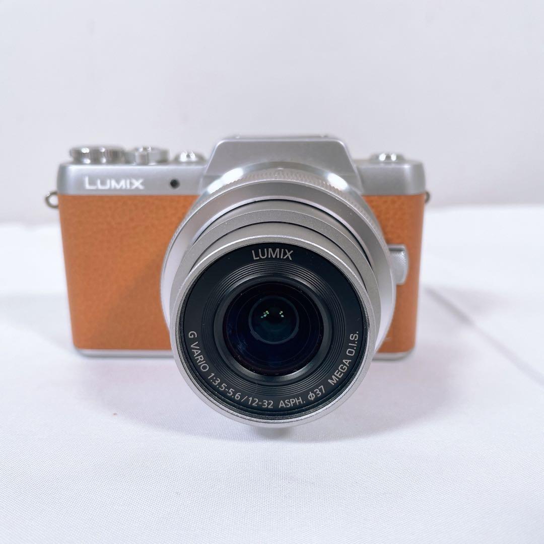 【美品】 Panasonic ミラーレス一眼 DMC-GF7W-T
