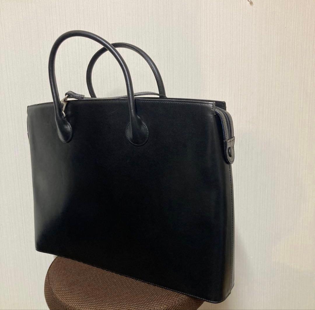 im ISSEY MIYAKE イッセイミヤケ 2wayレザーバッグ 黒