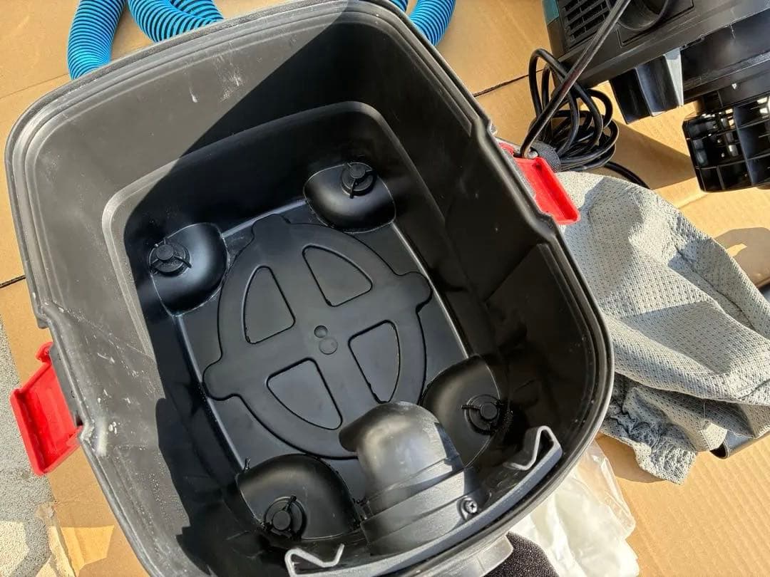 BOSBH ボッシュ マルチクリーナーPRO GAS10 掃除機 乾湿両用集塵機