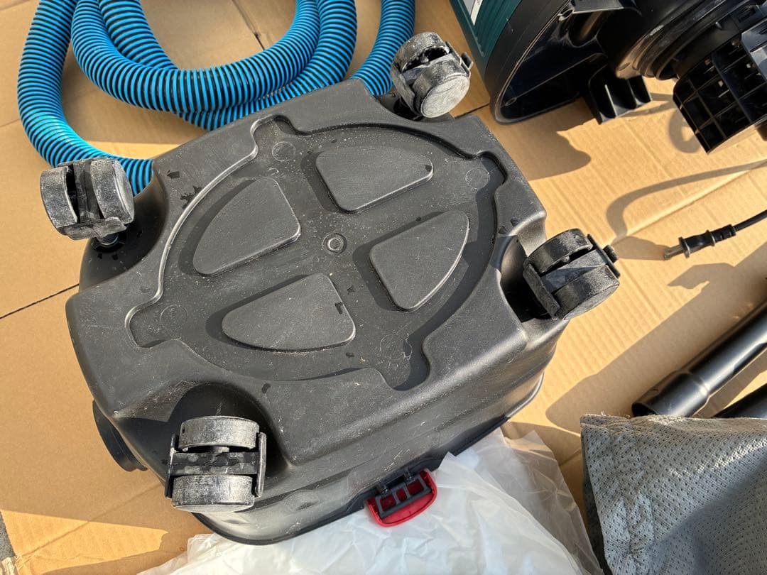 BOSBH ボッシュ マルチクリーナーPRO GAS10 掃除機 乾湿両用集塵機